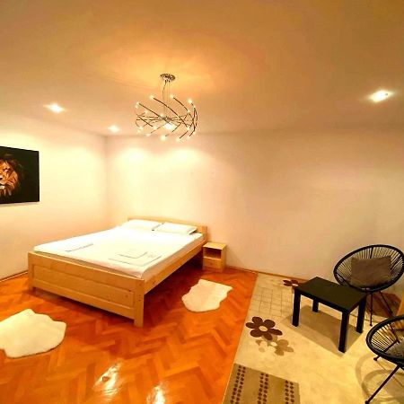 בראשוב Arina'S Apartments מראה חיצוני תמונה